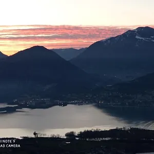 https://casa-delle-api.it-lombardy.com