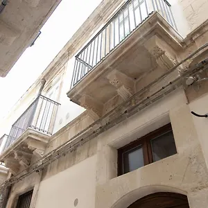 https://le-grazie-romantic-house-by-dimore-trinacria.sicilyhotelsitaly.net