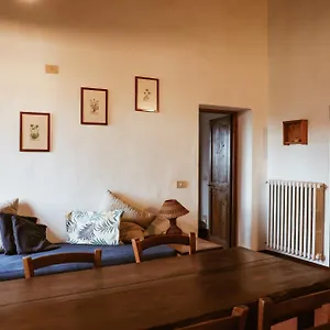 Farm stay Bio-agriturismo La Ginestra, San Casciano in Val di Pesa