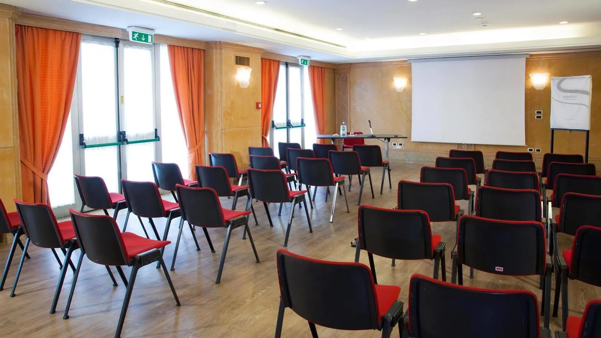 Starhotels Vespucci Campi Bisenzio 4*,  Italy