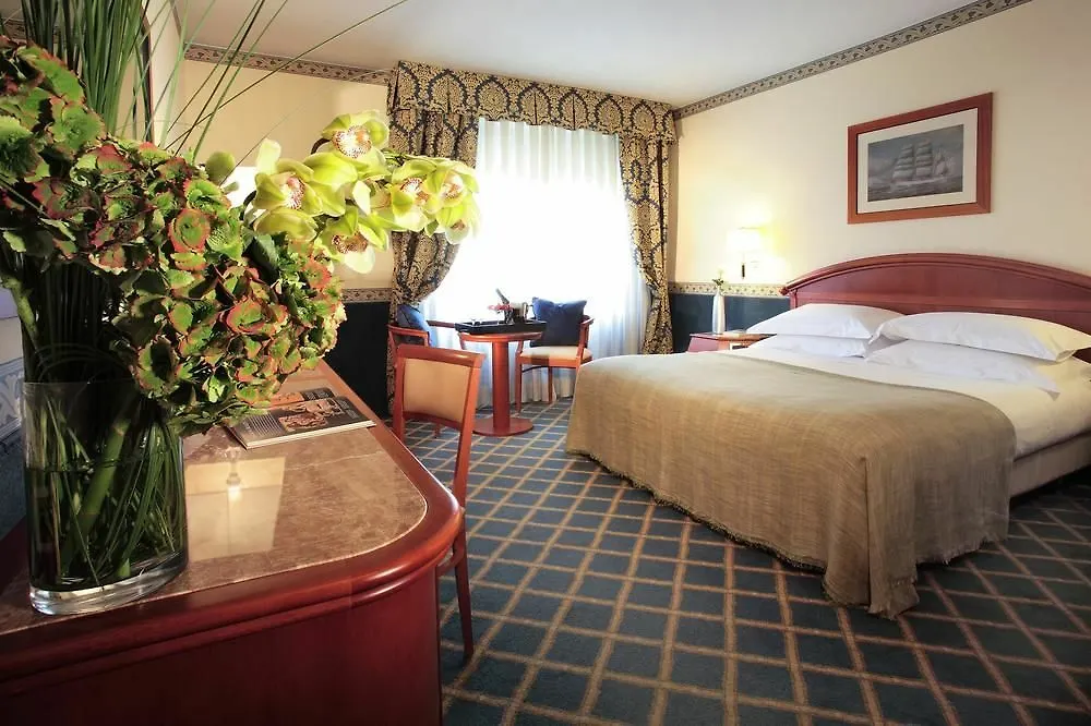 Hotel Starhotels Vespucci Campi Bisenzio